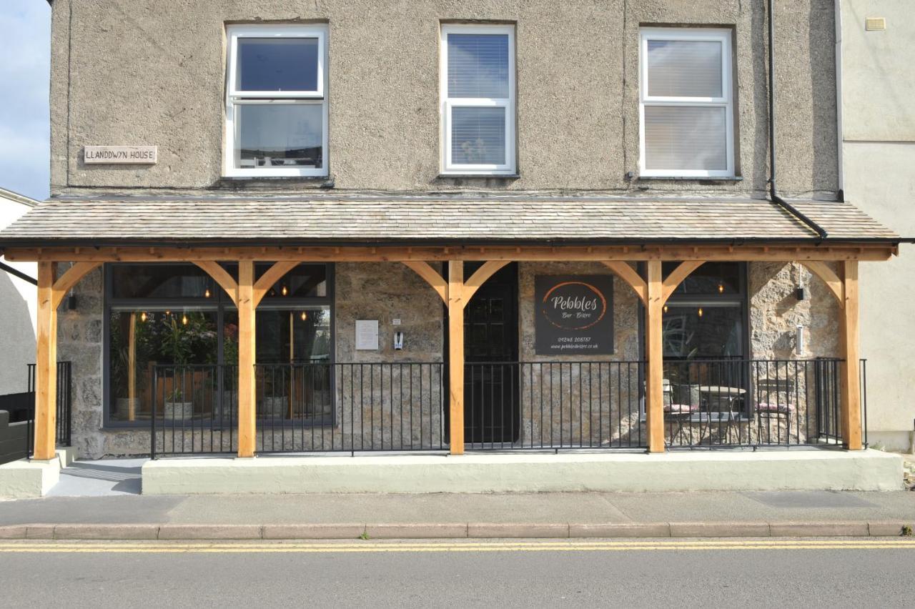 Beach View Apartment Benllech Exterior photo